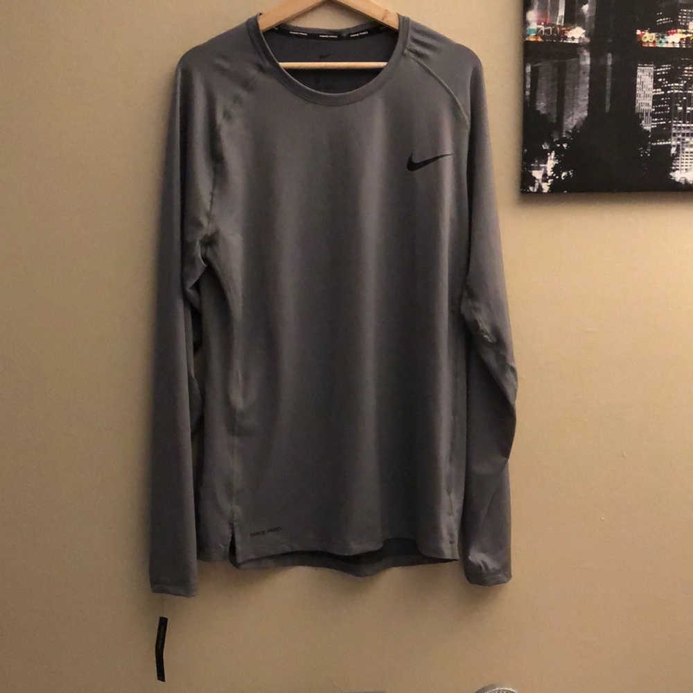 NWT Men's Nike Dri-Fit Athletic Nike Pro Tight Fit Shirt in Grey - Size 3XL